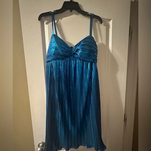 City Vibe Plus Size Twist Front Bandeau Babydoll Dress Blue Metallic Size 16 - Picture 2 of 2